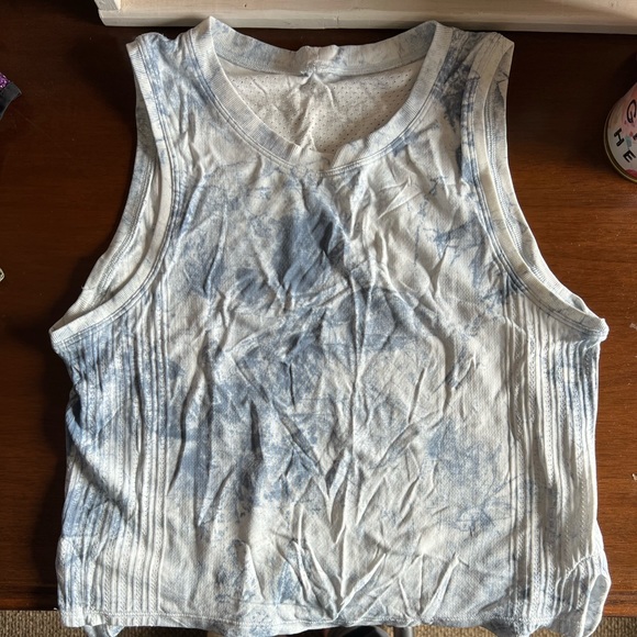 Lulu cropped loose tank - Picture 2 of 2